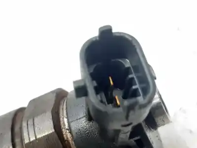 Peça sobressalente para automóvel em segunda mão injetor por peugeot 2008 (--.2013->) allure referências oem iam 0445110340