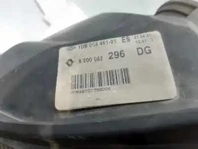 Second-hand car spare part left headlight for renault clio ii fase ii (b/cb0) expression oem iam references 7701054058  