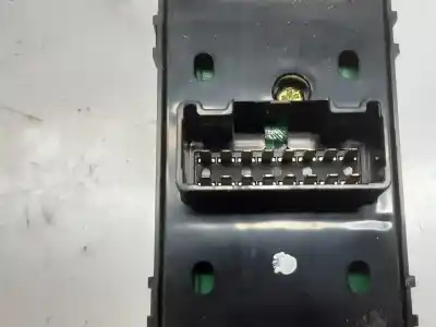Second-hand car spare part left front power window switch for kia ceed (jd) 1.6 gt-line [1.6 ltr. - 100 kw crdi cat] oem iam references 93570a2200  