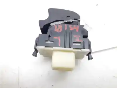 Peça sobressalente para automóvel em segunda mão botão / interruptor elevador vidro traseiro esquerdo por toyota avensis (_t25_) 2.2 d-4d (adt251_) referências oem iam 8481005050
