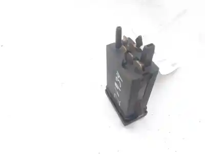 Second-hand car spare part switch for volkswagen passat b5 (3b2) 1.9 tdi oem iam references 3b0959621b Second-hand car spare part switch for volkswagen passat b5 (3b2) 1.9 tdi oem iam references 3b0959621b