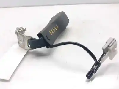 Second-hand car spare part left front seat belt buckle for toyota prius (nhw30) plug-in hybrid advance oem iam references e034501  
