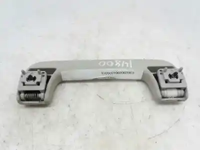 Peça sobressalente para automóvel em segunda mão puxador dianteiro direito por audi a3 sportback (8p) 1.9 tdi referências oem iam 8p0857607