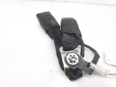 Second-hand car spare part center rear seat belt buckle for toyota yaris active oem iam references 0768827314