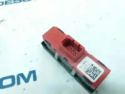 Recambio de automóvil de segunda mano de no identificado para audi a1 (8x1) cayb referencias oem iam 8x0959673  