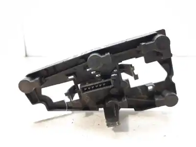 Pièce détachée automobile d'occasion support de lampe pour peugeot 106 (s2) long beach références oem iam   