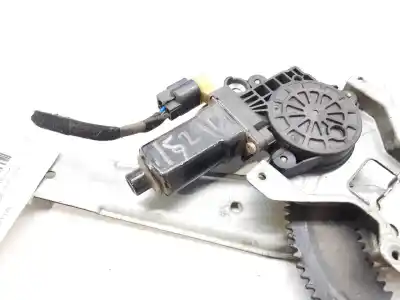 Pièce détachée automobile d'occasion léve glace arrière droit pour hyundai getz (tb) 1.4 cat références oem iam 834021c000