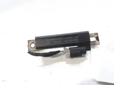 Second-hand car spare part antenna amplifier for renault clio v r.s. line oem iam references 5wk48775