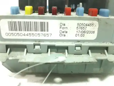 Recambio de automóvil de segunda mano de caja reles / fusibles para alfa romeo brera (177) 2.4 jtd cat referencias oem iam 50504455