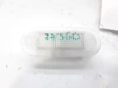 Second-hand car spare part interior light for renault laguna iii expression oem iam references 8200074365