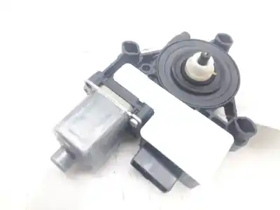 Pièce détachée automobile d'occasion MOTEUR LÈVE VITRE ARRIÈRE DROITE pour SEAT ARONA  Références OEM IAM 5Q0959812D  