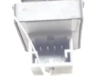 Peça sobressalente para automóvel em segunda mão botão / interruptor elevador vidro traseiro esquerdo por seat exeo berlina (3r2) reference 102 cv / 75 kw referências oem iam 8e0959855a