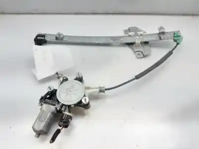 Tweedehands auto-onderdeel regelaar rechts voor ruit voor kia rio (yb) concept oem iam-referenties 824021w010