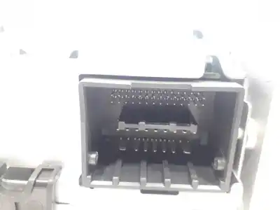 Second-hand car spare part audio system / radio cd for opel corsa e expression oem iam references 39012675  