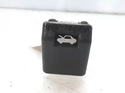 Second-hand car spare part bonnet lock for mitsubishi montero (v60/v70) 3.2 di-d avance oem iam references 684654  