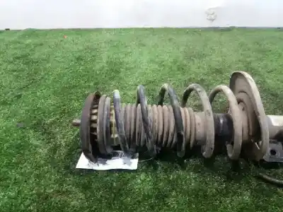 Second-hand car spare part front right shock absorber for peugeot 207 confort oem iam references 520858