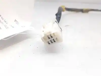 Pezzo di ricambio per auto di seconda mano specchio sinistro per mazda premacy (cp) td exclusive (66kw) riferimenti oem iam cb0869180a  