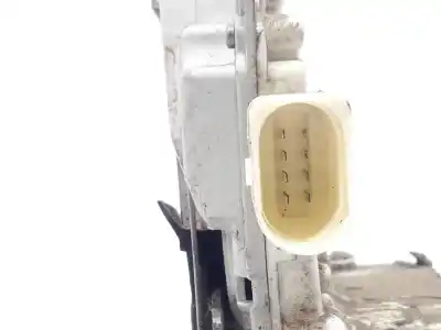 Pezzo di ricambio per auto di seconda mano serratura porta posteriore sinistra per audi a4 berlina (8e) 2.0 tdi 16v (103kw) riferimenti oem iam 8e0839015c