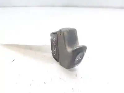 Second-hand car spare part right front power window switch for renault scenic rx4 (ja0) 1.9 dci salomon oem iam references 7700432962