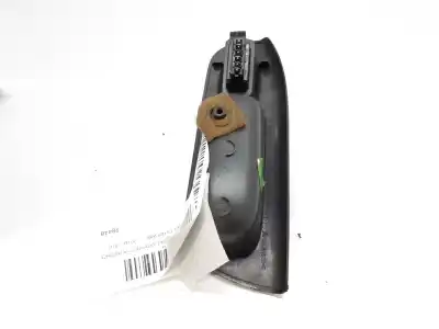 Second-hand car spare part right front power window switch for renault scenic (ja..) 1.9 dci century 102 cv / 75 kw oem iam references 7700432962