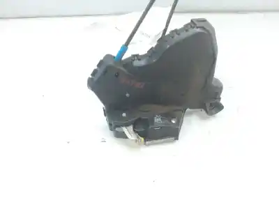 Peça sobressalente para automóvel em segunda mão fechadura da porta dianteira esquerda por toyota avensis (_t25_) 2.2 d-4d (adt251_) referências oem iam 6904002152