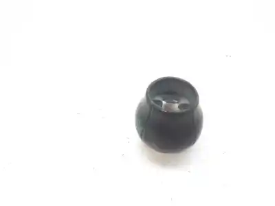 Pezzo di ricambio per auto di seconda mano POMELLO DELLA LEVA DEL CAMBIO per OPEL ASTRA G BERLINA  Riferimenti OEM IAM 5738737  