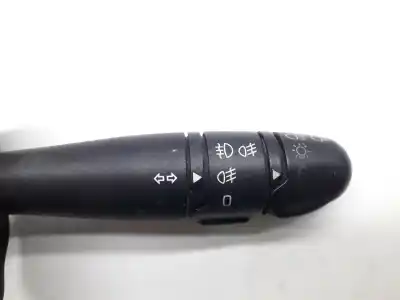 Second-hand car spare part headlights switch for renault clio ii fase ii (b/cb0) authentique oem iam references 7701047552  