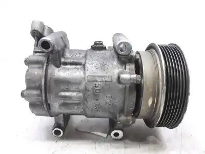 Second-hand car spare part air conditioning compressor for renault clio iii exception 75 cv / 55 kw oem iam references 8200819568  