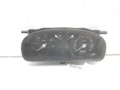 Second-hand car spare part dashboard for renault laguna ii (bg0) authentique 101 cv / 74 kw oem iam references 8200399758  