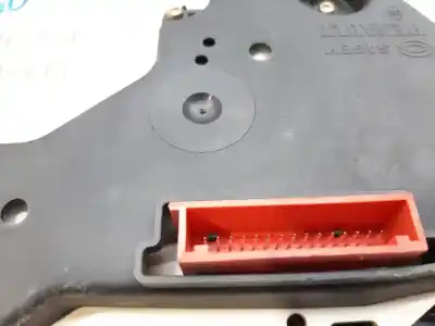 Peça sobressalente para automóvel em segunda mão quadrante por renault clio ii fase ii (b/cb0) authentique referências oem iam 8200261119  