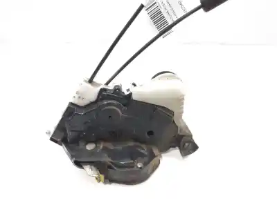 Автозапчастина б/у замок передніх дверей лівий для toyota prius (nhw30) plug-in hybrid advance посилання на oem iam 6904052340  