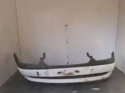 Pezzo di ricambio per auto di seconda mano PARAURTI ANTERIORE per OPEL CORSA B (S93)  Riferimenti OEM IAM 90512950  