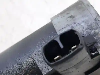 Peça sobressalente para automóvel em segunda mão bobina de ignição por renault clio iii imusic confort dynamique referências oem iam 770087500  