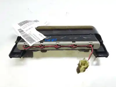 Peça sobressalente para automóvel em segunda mão farolim de travão central por daewoo tacuma cdx referências oem iam 031100726