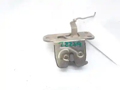 Автозапчастина б/у замок багажника / ворот для mitsubishi colt (cj0) 1300 avance посилання на oem iam mr200092  