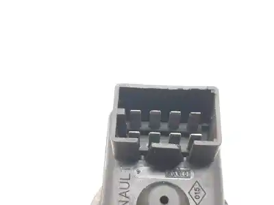 Автозапчастина б/у УПРАВЛІННЯ ДЗЕРКАЛАМИ для RENAULT CLIO III  Посилання на OEM IAM 8200002442B  