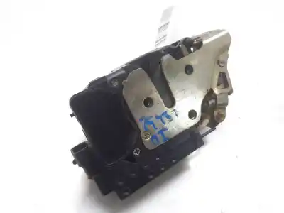 Second-hand car spare part left front door lock for daewoo tacuma se oem iam references 96260985  