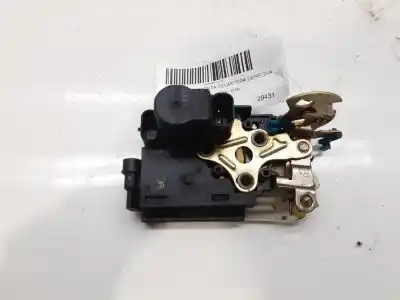 Pièce détachée automobile d'occasion serrure de porte avant droite pour daewoo tacuma se références oem iam 96260988