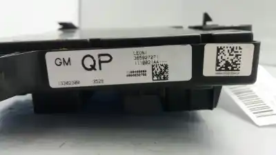 Second-hand car spare part fuse box unit for opel astra j (p10) 1.7 cdti (68) oem iam references 13302300