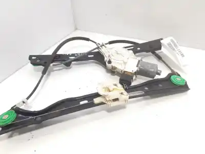 Peça sobressalente para automóvel em segunda mão elevador de vidros dianteiro direito por bmw serie 1 berlina (e81/e87) 120d referências oem iam 7067796s