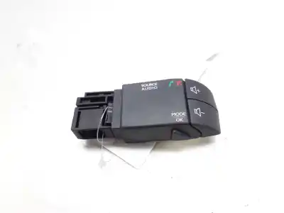 Pezzo di ricambio per auto di seconda mano comando multifunzione per renault captur adventure 90 cv / 66 kw riferimenti oem iam 255522448r  