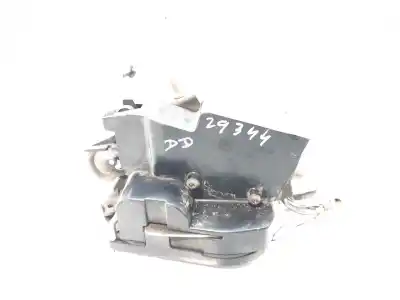 Pièce détachée automobile d'occasion SERRURE DE PORTE AVANT DROITE pour MERCEDES-BENZ VANEO (W414) FURGONETA COMPACTA  Références OEM IAM A4147200535  
