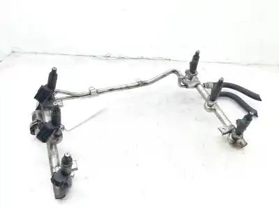 Автозапчасти б/у рампа инжектора за audi a4 b6 avant (8e5) 3.0 ссылки oem iam 06c133681j