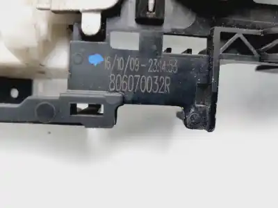 Автозапчасти б/у левая передняя наружная ручка за renault fluence expression ссылки oem iam 806070032r  