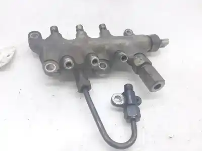 Автозапчасти б/у рампа инжектора за renault vel satis (bj0) privilege ссылки oem iam 7701474017  