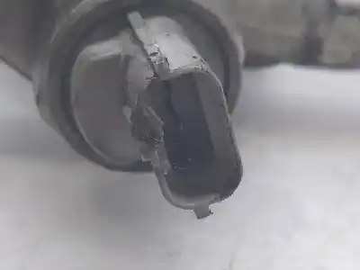 Автозапчасти б/у рампа инжектора за renault vel satis (bj0) privilege ссылки oem iam 7701474017