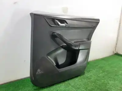 Автозапчастина б/у обликка задніх правіх дверей для skoda rapid ambition посилання на oem iam 5jh867024c   Автозапчастина б/у обликка задніх правіх дверей для skoda rapid ambition посилання на oem iam 5jh867024c