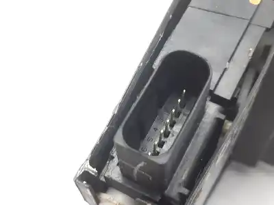 Peça sobressalente para automóvel em segunda mão fechadura da porta traseira direita por peugeot 308 gt line referências oem iam 9826110980