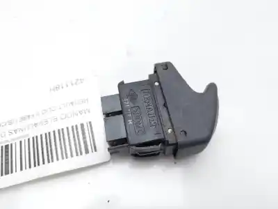 Автозапчастина б/у передній правий віконний вимикач для renault clio ii fase i (b/cbo) 1.4 alize 75 cv / 55 kw посилання на oem iam 421118h  