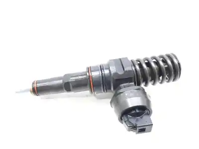 Second-hand car spare part injector for audi a3 (8l) 1.9 tdi ambiente oem iam references 038130073  